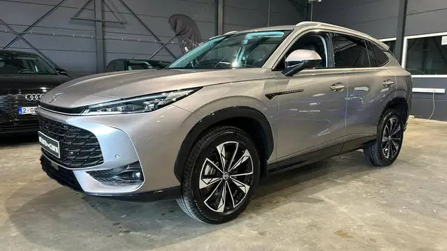 MG HS Hybrid+ 1.5 Turbo Luxury - Nieuw!