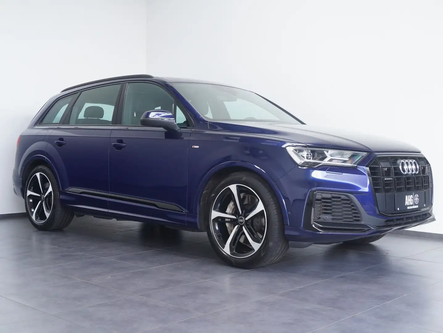 Audi Q7 55 TFSI e quattro S line Sport / Plus BLACK Blau - 2