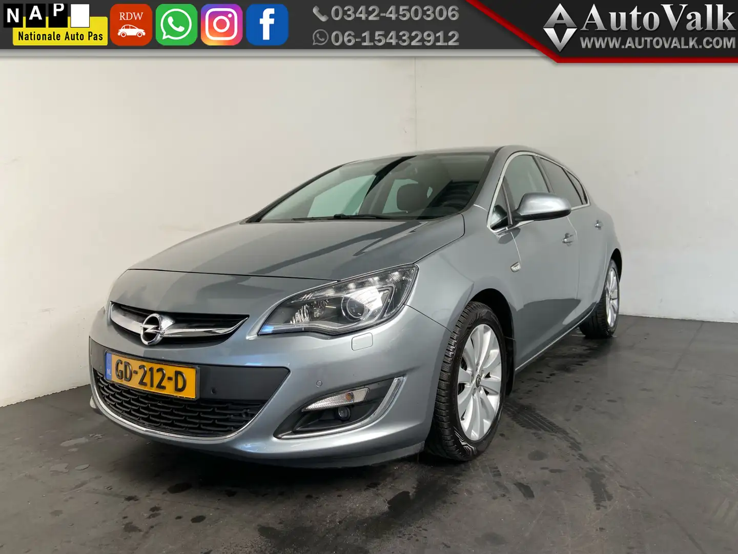 Opel Astra 1.4 Turbo Sport Gris - 1