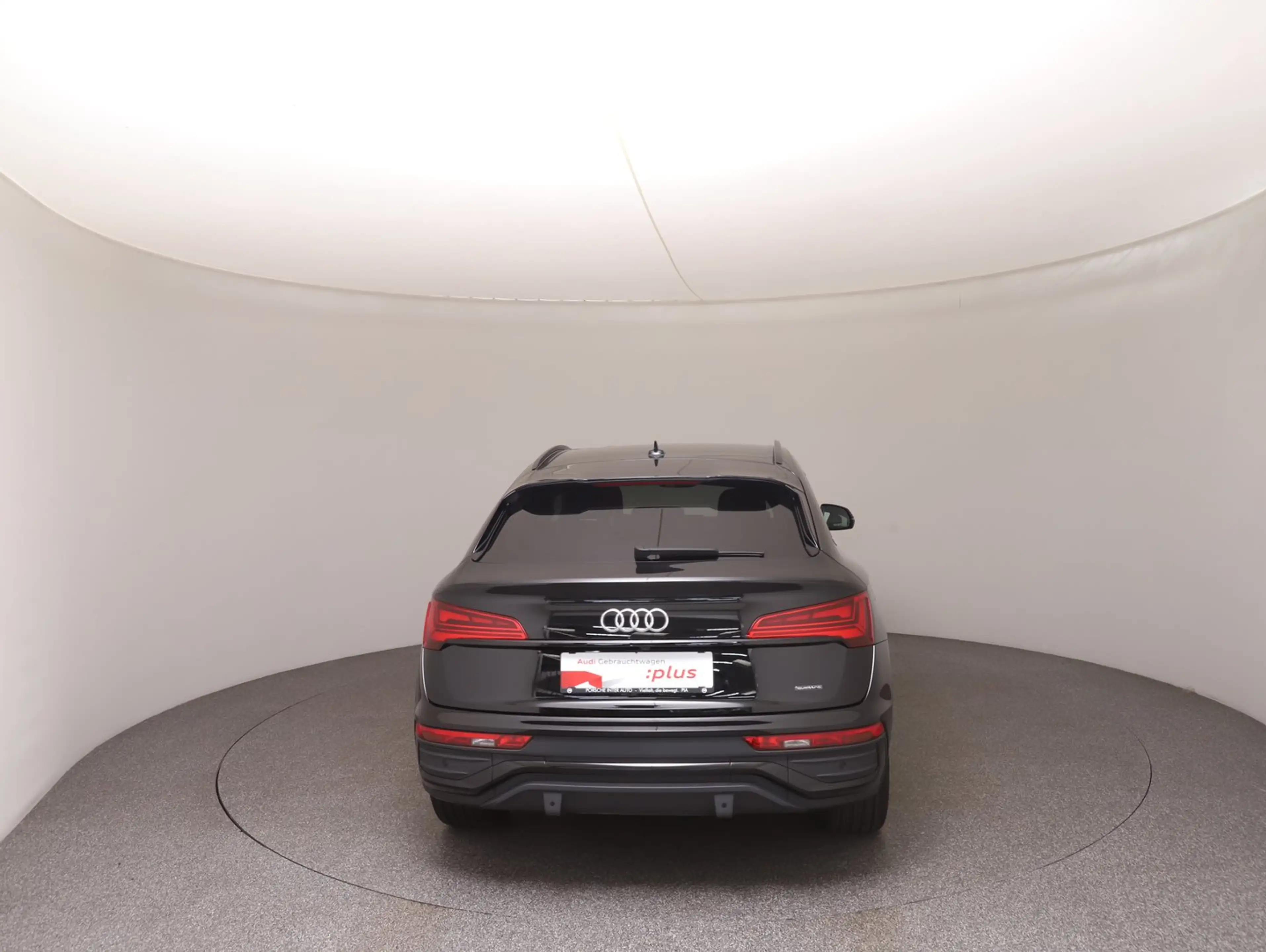 Audi Q5 40 TDI quattro S line — photo 6