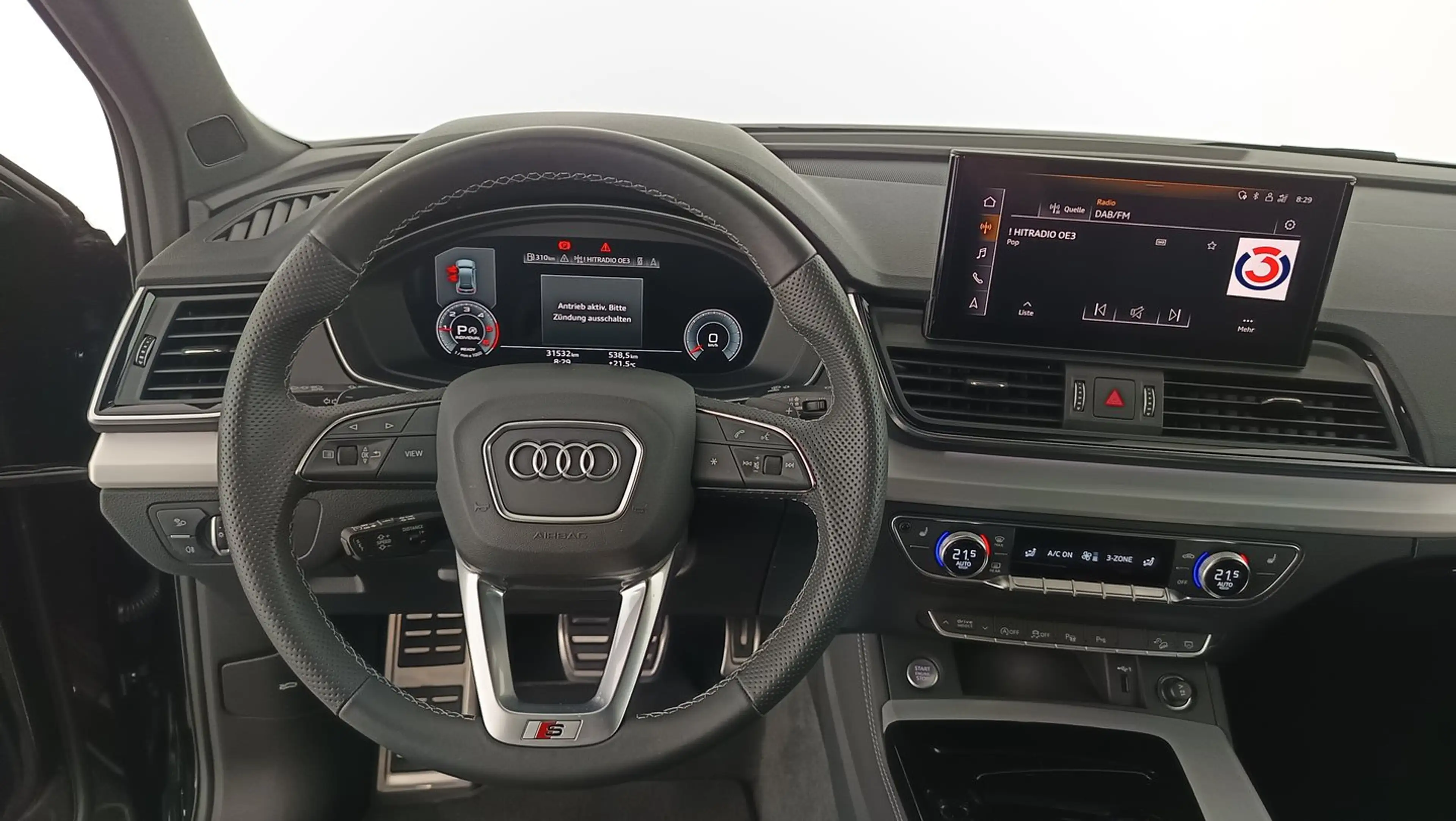 Audi Q5 40 TDI quattro S line — photo 14