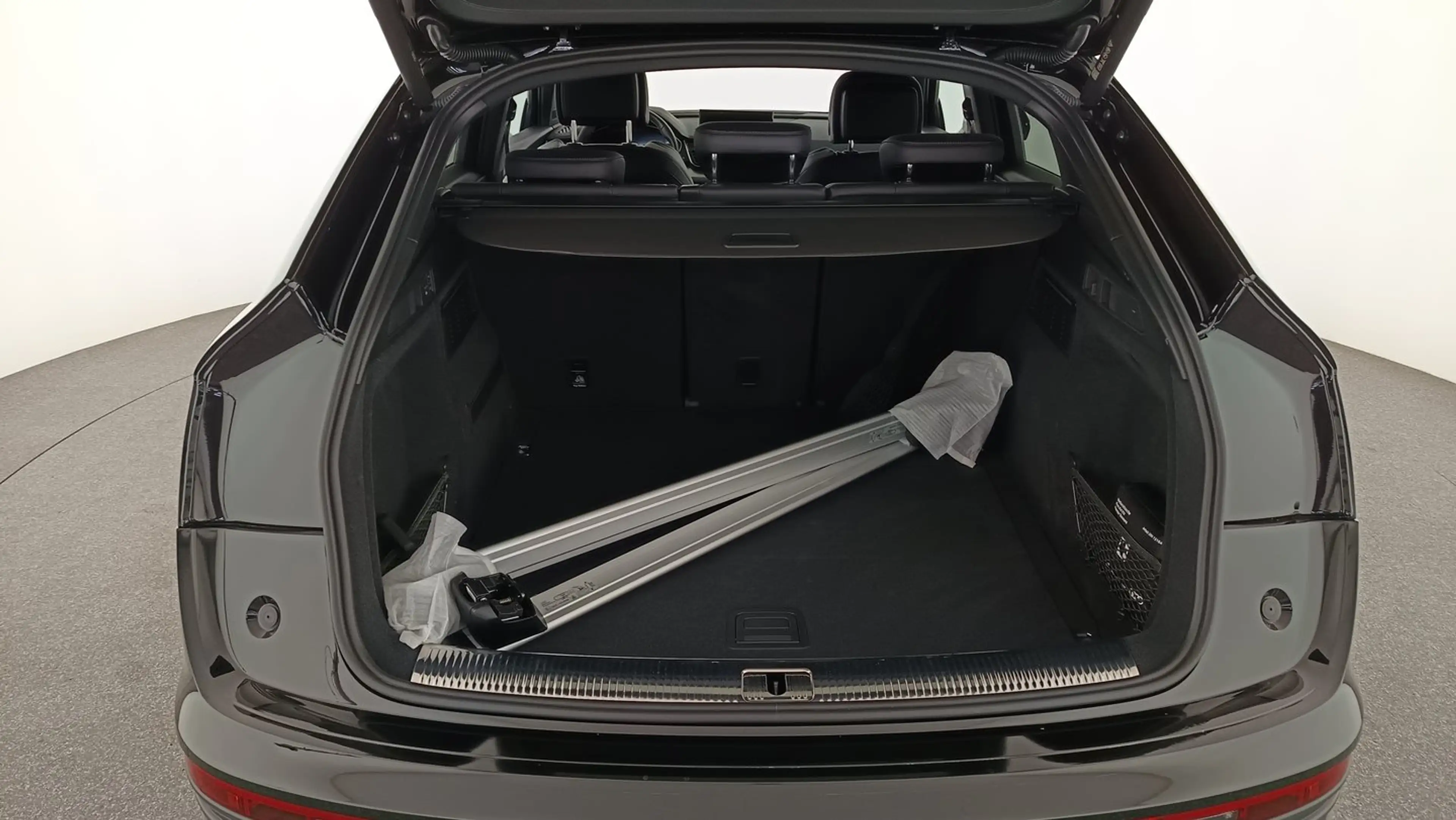 Audi Q5 40 TDI quattro S line — photo 7