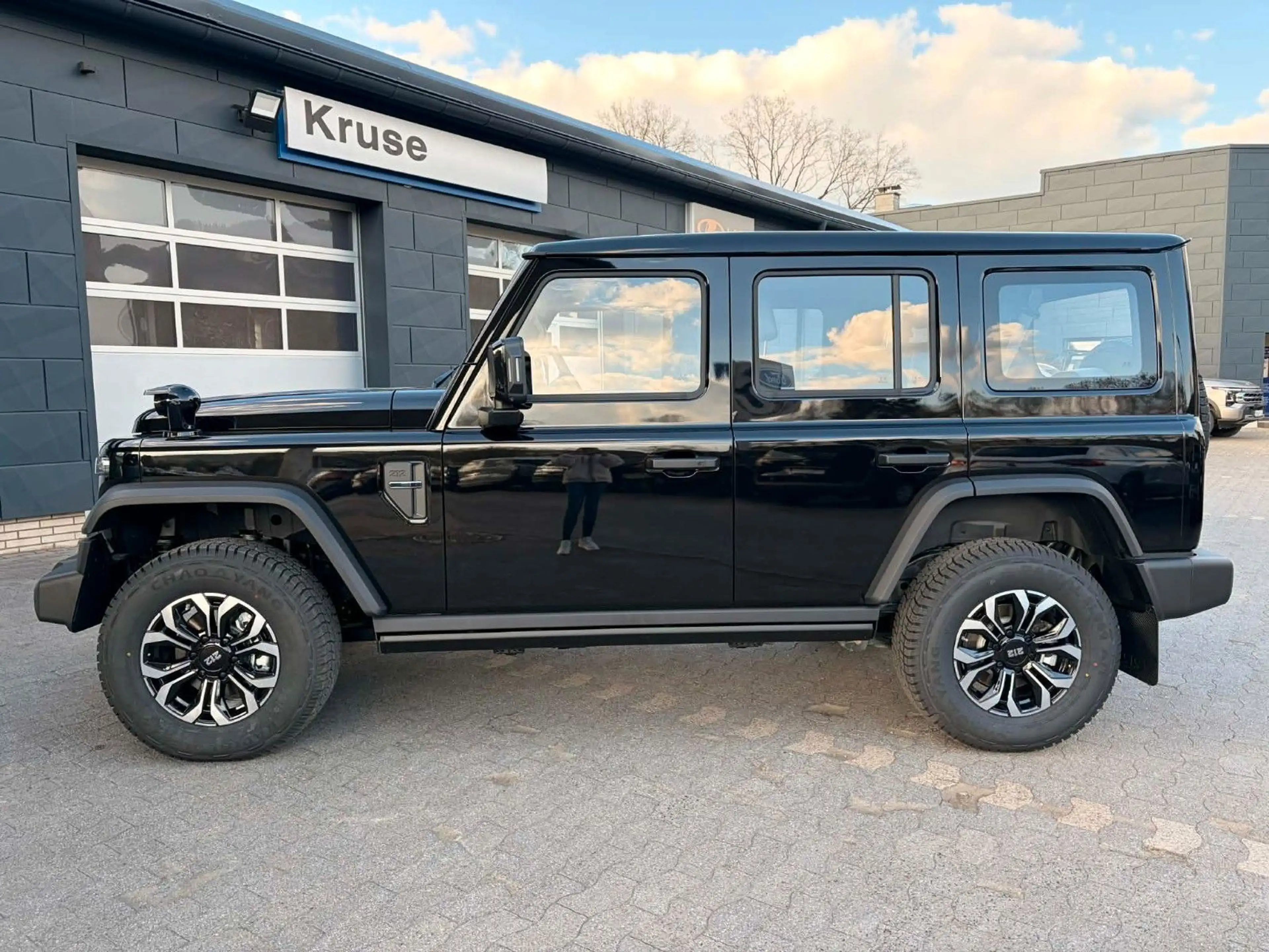 BAW 212 Offroader LED Seilwinde Leder 2.0 Automatik — photo 12
