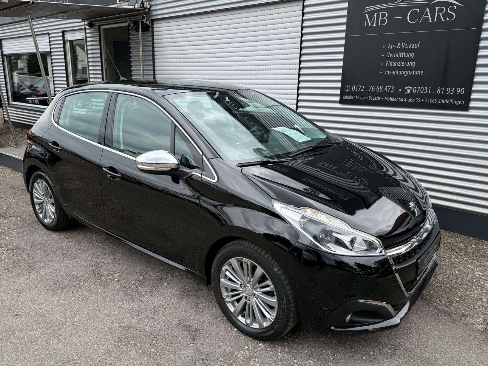 Second hand Peugeot 208 1.2 Allure