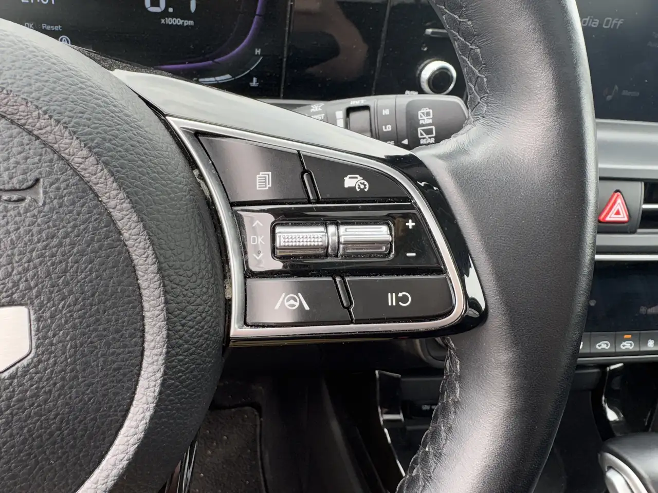 Kia Seltos снимка Kia Seltos