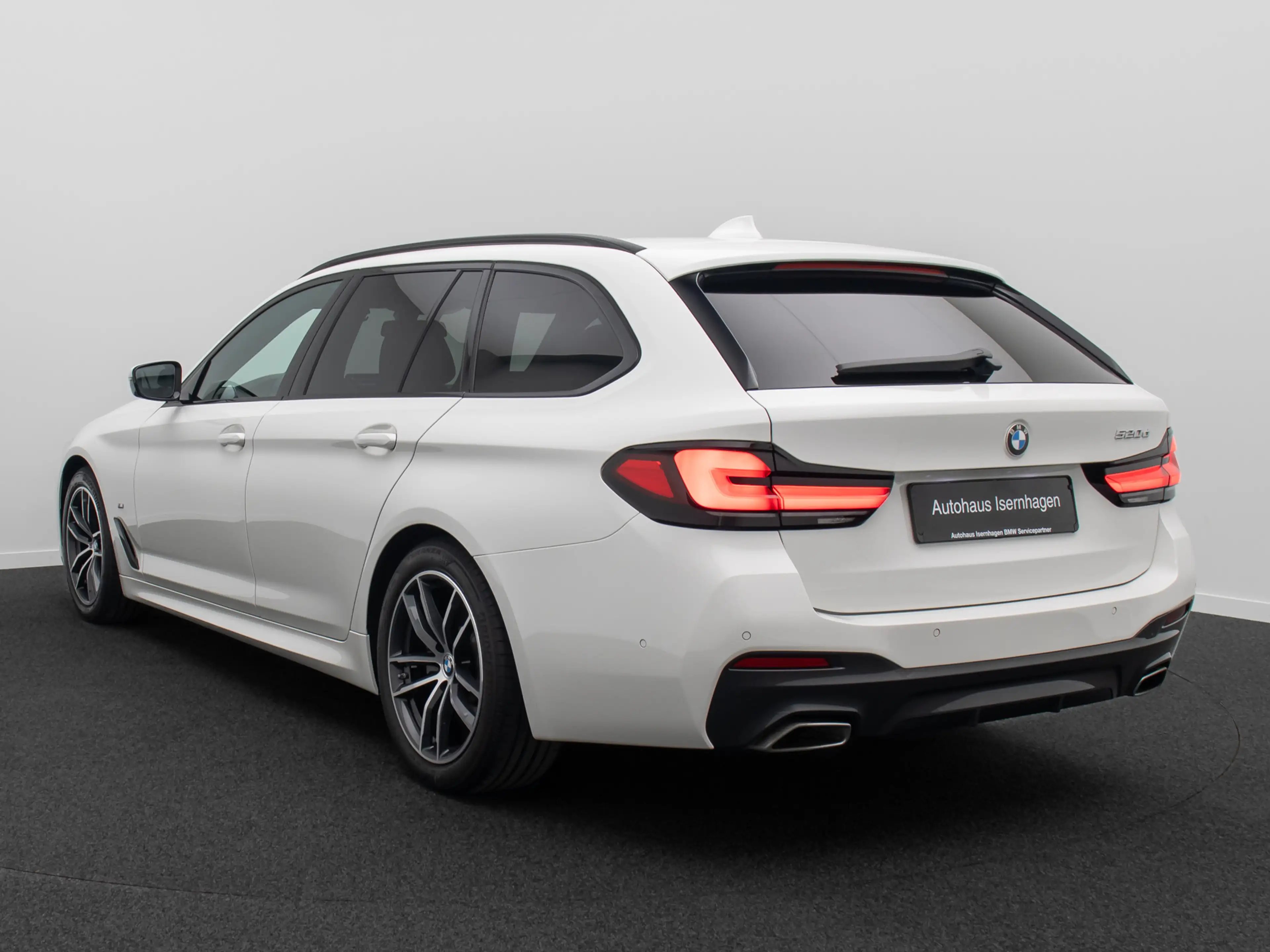 BMW 520 M Sport DAB Alarm PDC Geschwindigreg Leder — photo 9
