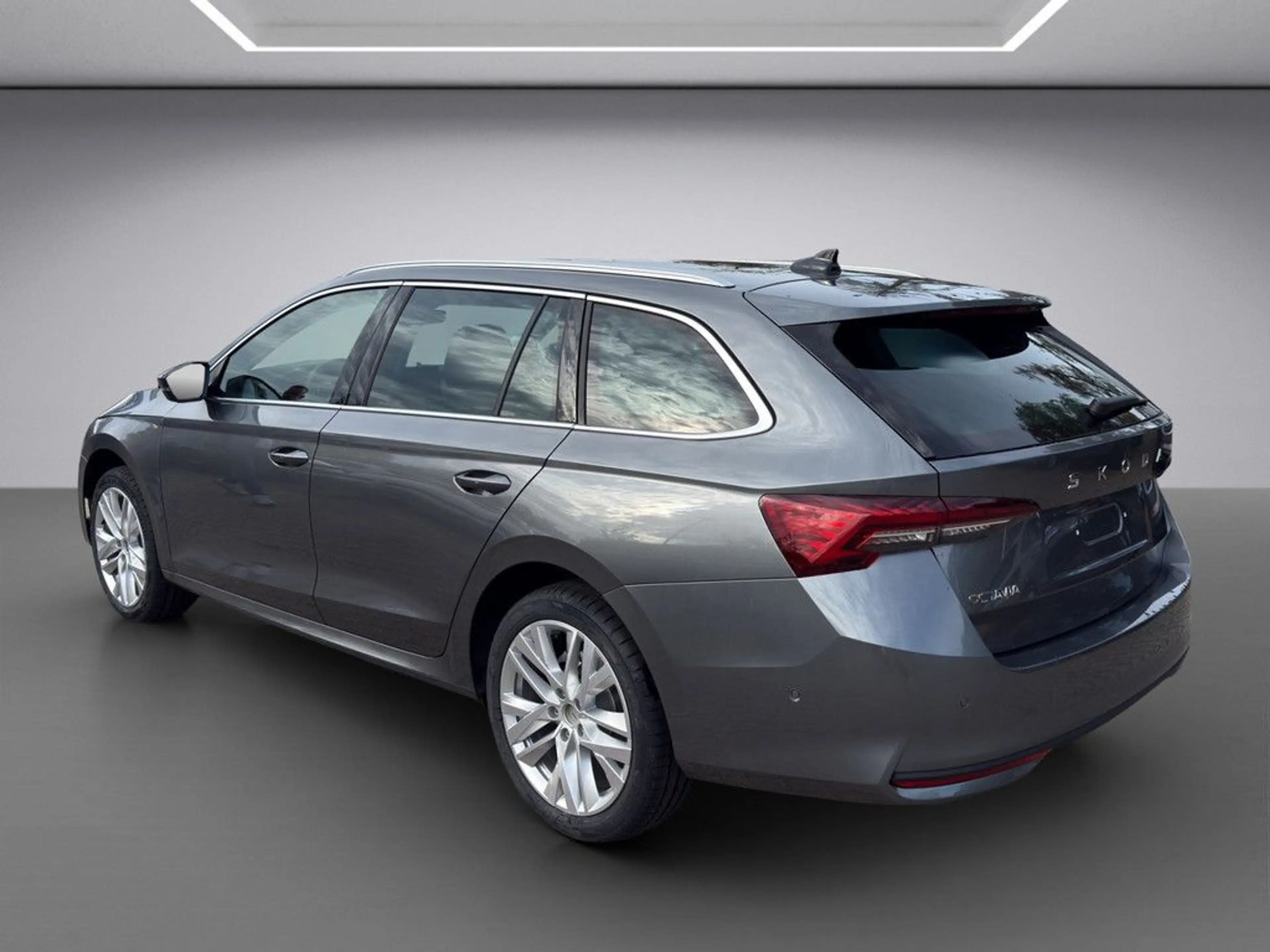 Skoda Octavia Combi Balance 2,0 TDI 110 kW 7-Gang-DSG — photo 4