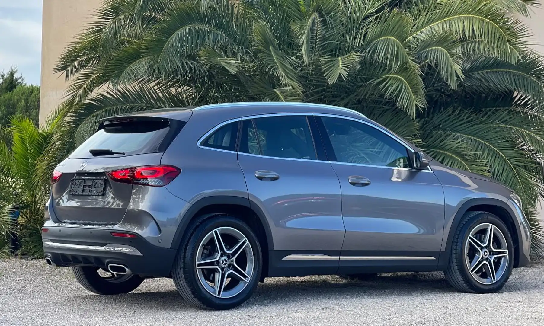 Mercedes-Benz GLA 200 200 d Automatic Premium Grigio - 2