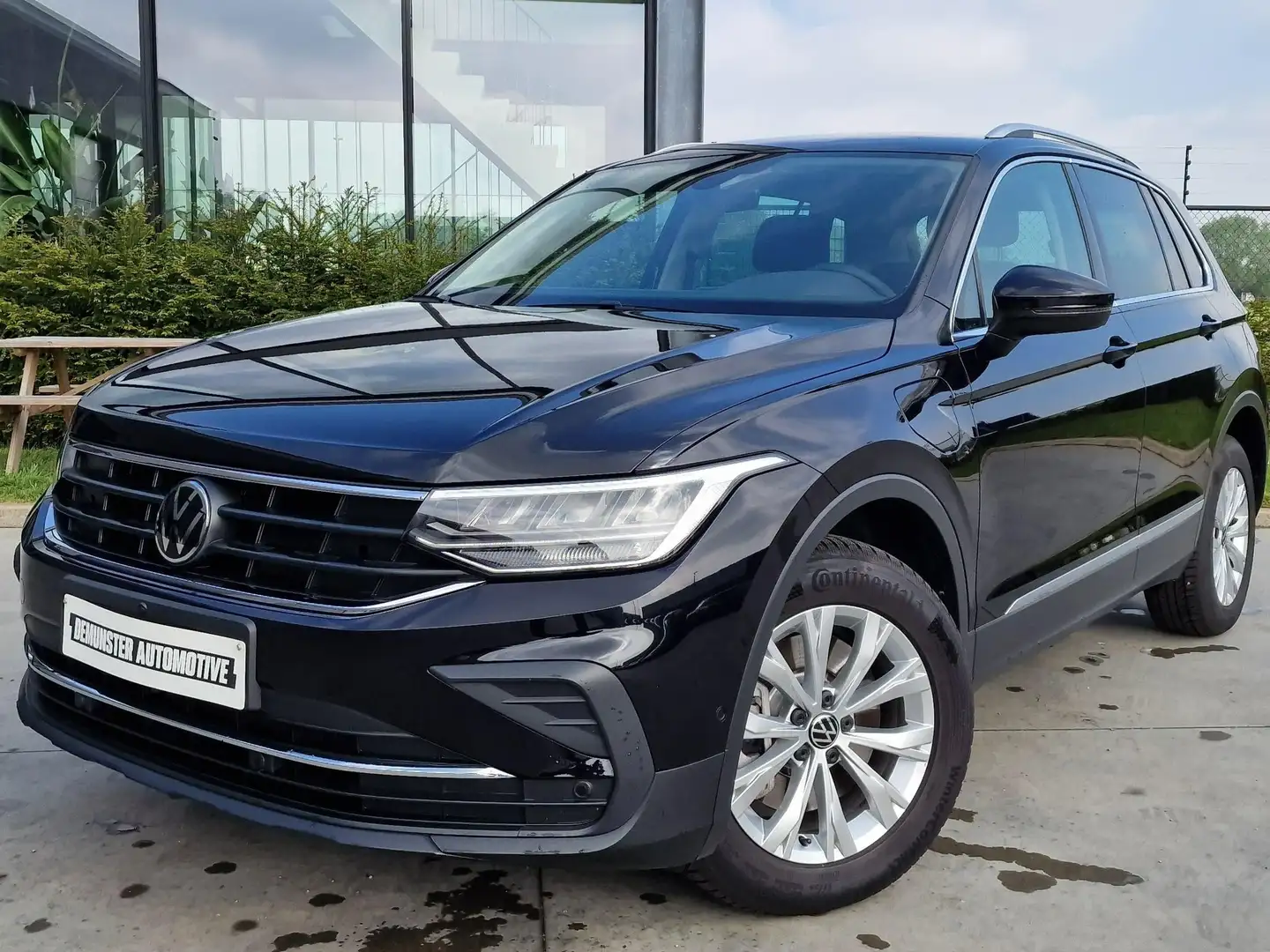 Volkswagen Tiguan 1.4 eHybrid/Trekhaak/360 Camera/Carplay/Zetelverwa Schwarz - 1