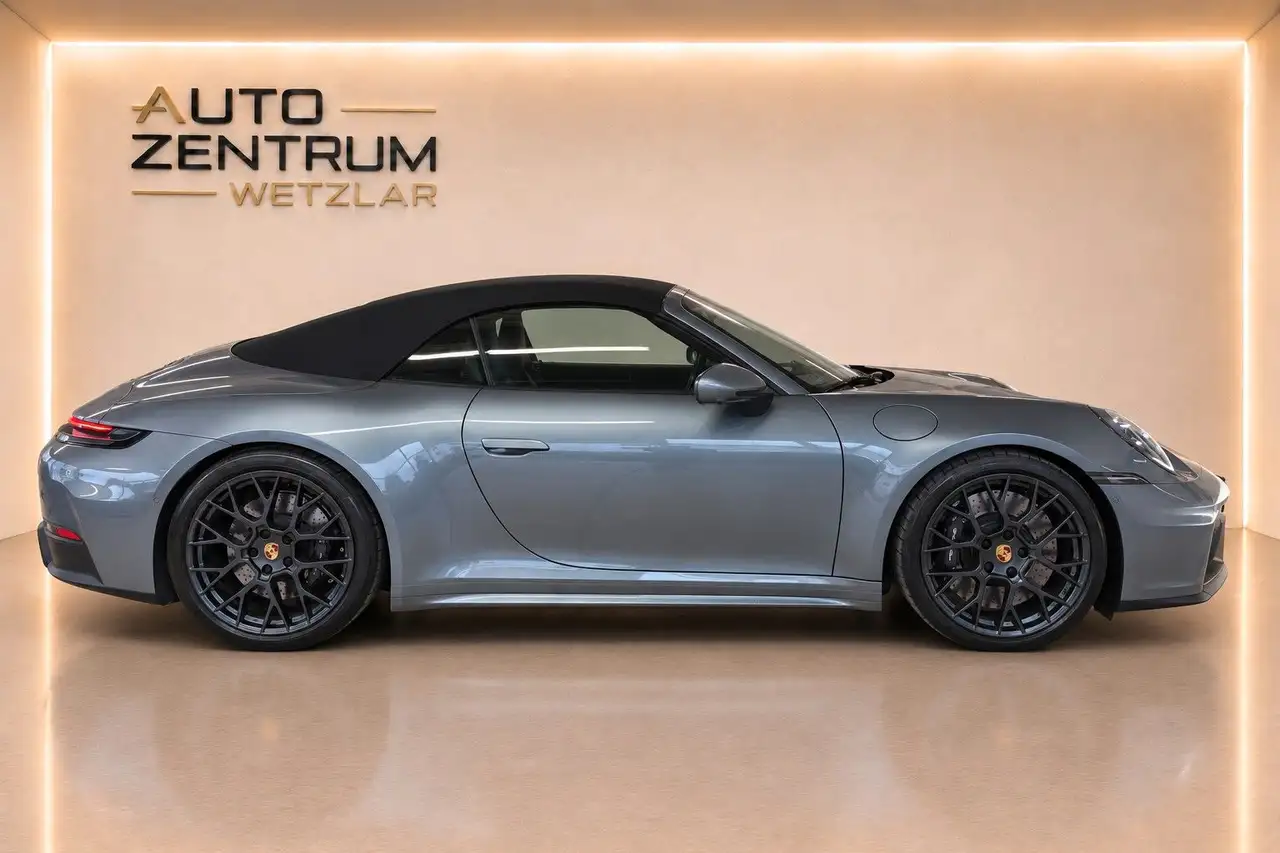 2025 Porsche 992 911 992 Carrera GTS Cabrio Sport Design Chrono, photograph 7