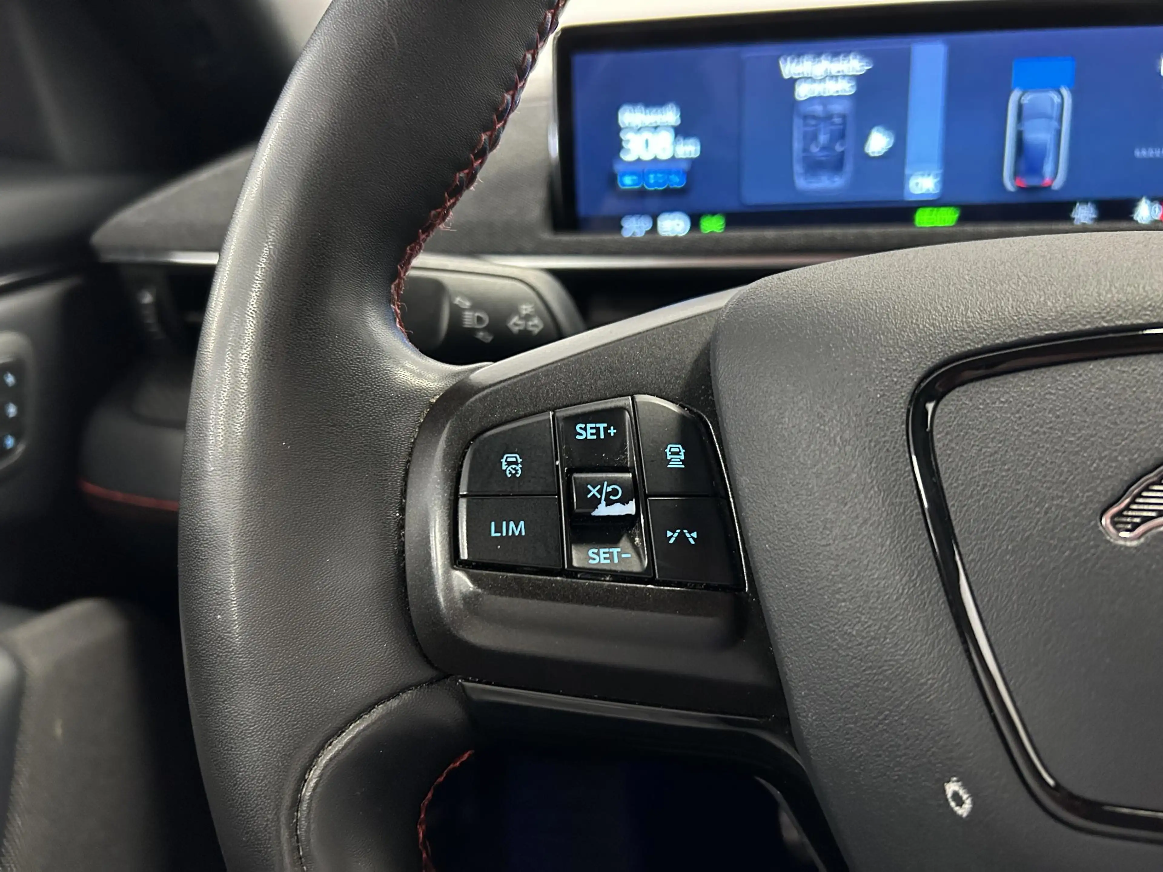 Ford Mustang Mach-E AWD 75 kWh | CAMERA | LED | LEDER | SOH 91% — photo 24