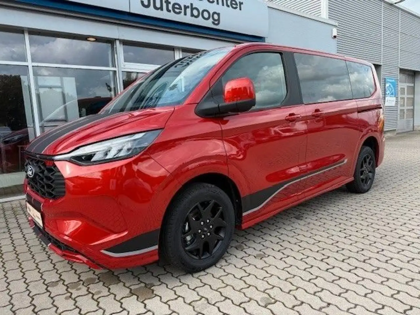 Ford Tourneo Custom SPORT PHEV 340 L1 *Pano*B&O*AHK* Rot - 2
