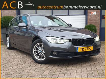 BMW 320 3-serie Touring 320D,S-Line € 13.598 *Netto Export