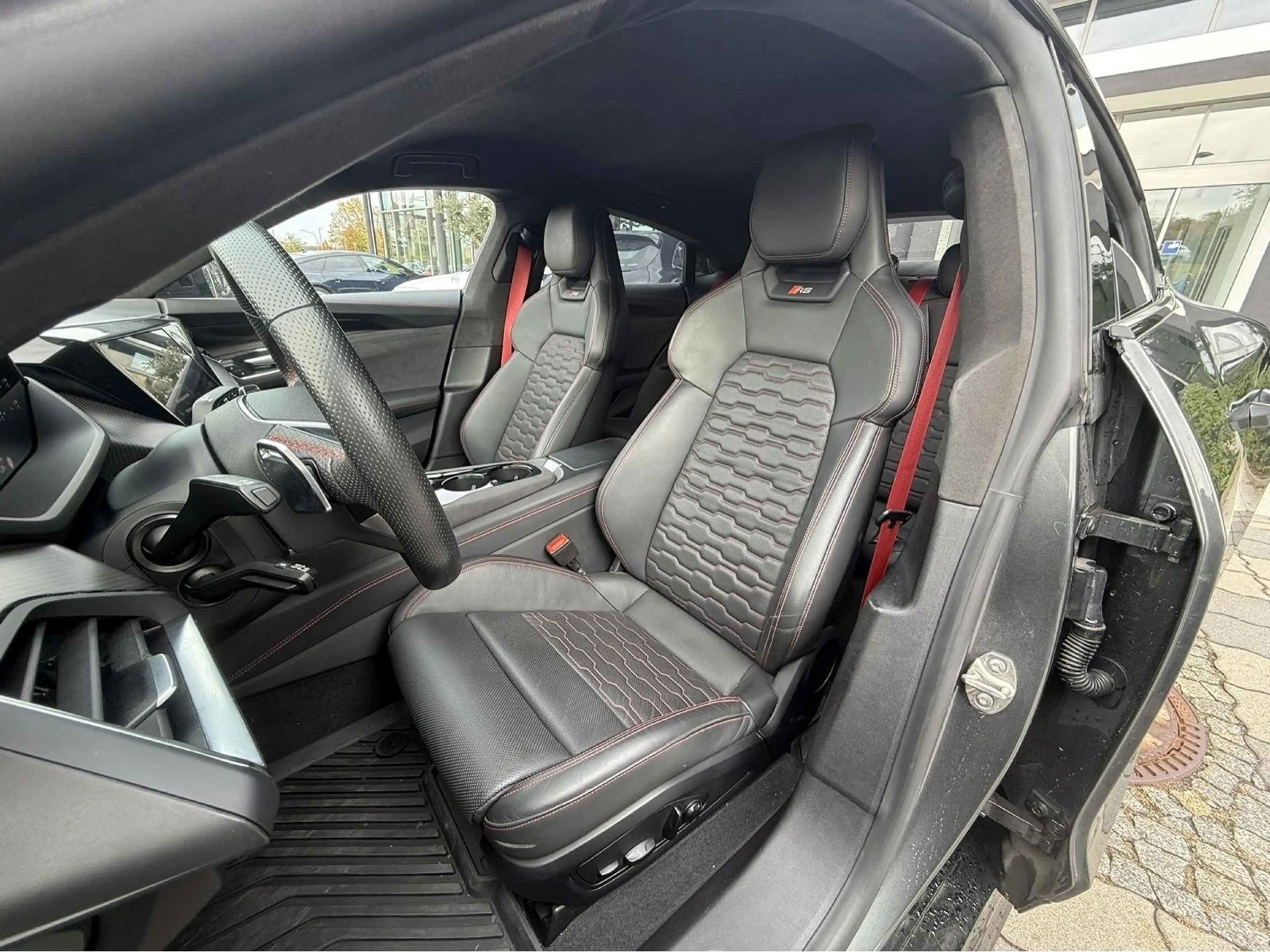 Audi RS e-tron GT quattro B&O Matrix Virtual 360° ACC — photo 8