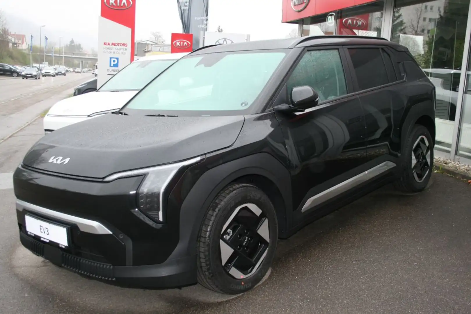 Kia EV3 81,4-kWh FWD Earth Schwarz - 2