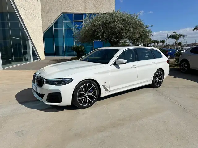 BMW 530 Touring mhev 48V xdrive Msport auto