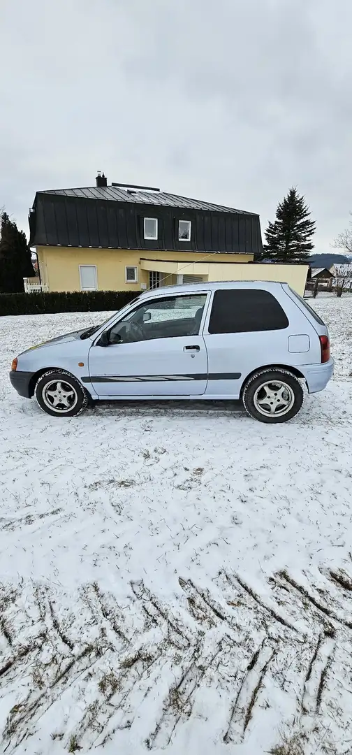 Toyota Starlet 1,4i XLi - 1