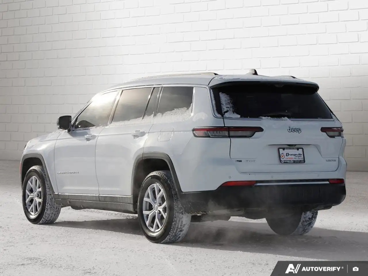 Jeep Grand Cherokee снимка Jeep Grand Cherokee