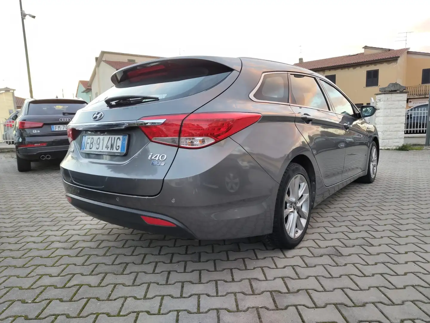 Hyundai i40 Wagon 1.7 crdi Business 115cv Grey - 2