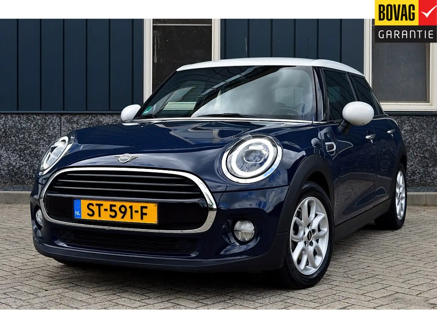 MINI Cooper Mini 1.5 Pepper Rijklaarprijs-Garantie  Navigatie Blauw - 1