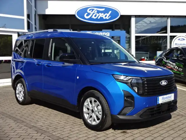 Ford Tourneo Courier Titanium AUTOM. LED+NAVI+ACC+KLIMAAUTO+WINTERP.