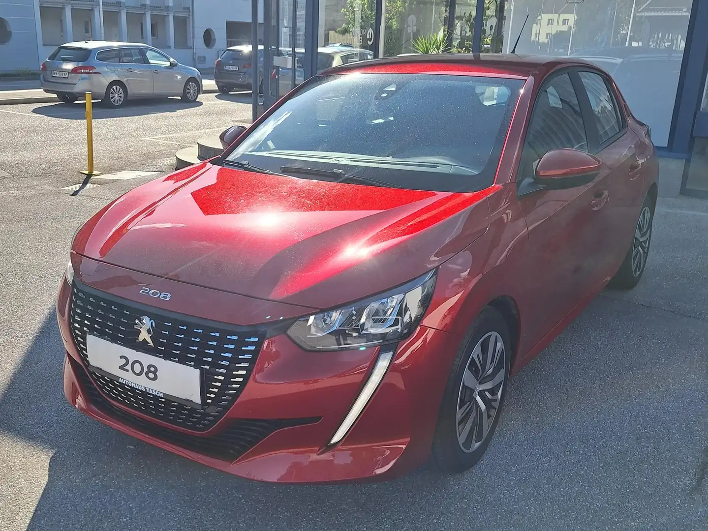 Peugeot 208 208 Active PureTech 75 S Rot - 1