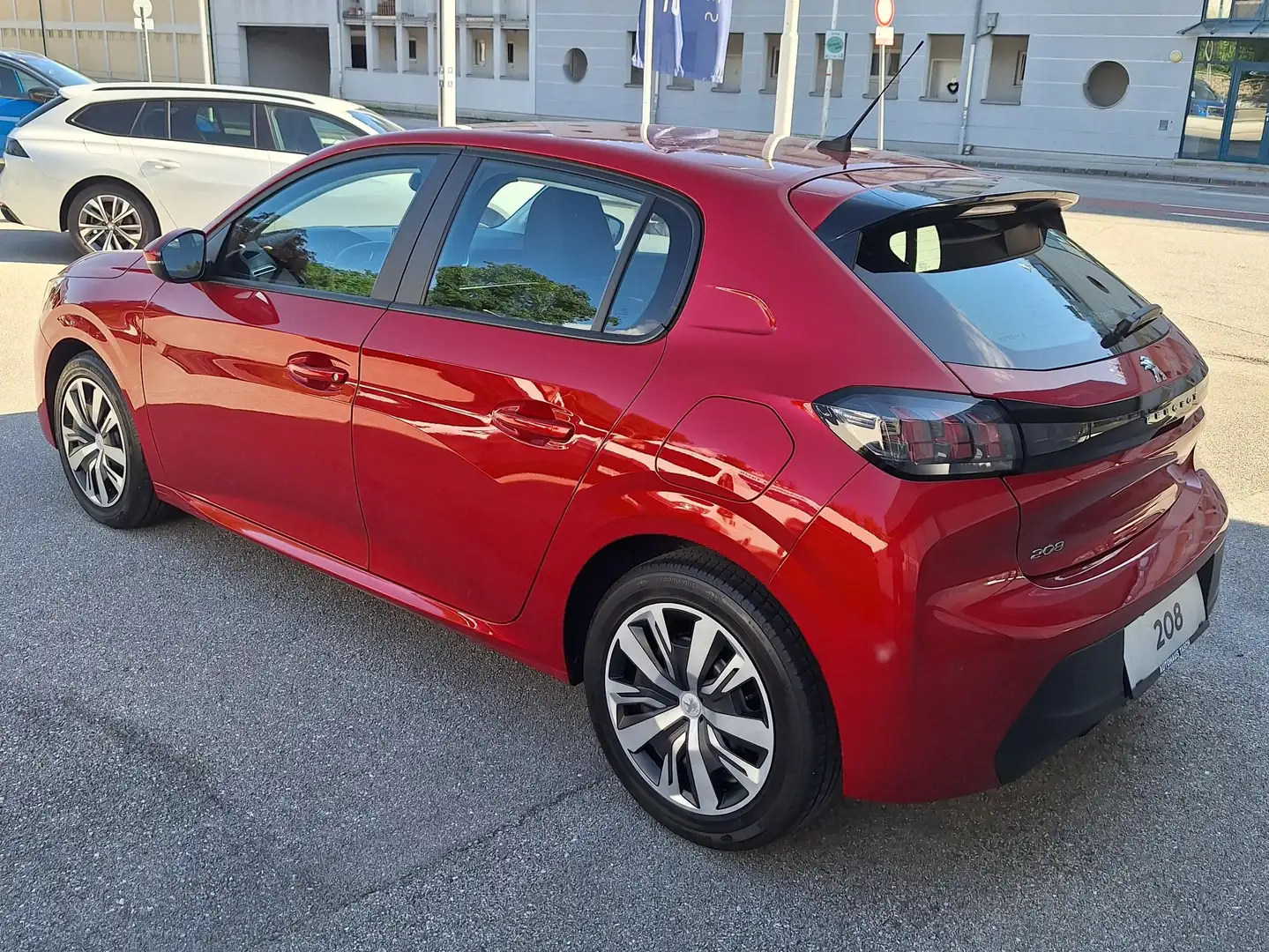 Peugeot 208 208 Active PureTech 75 S Rot - 2