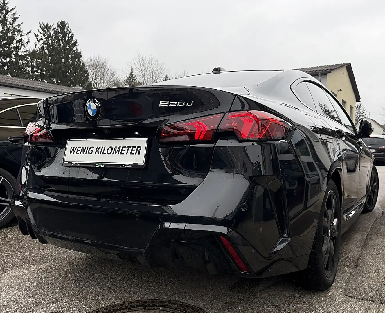 BMW 220 d M Sport Schwarz - 2