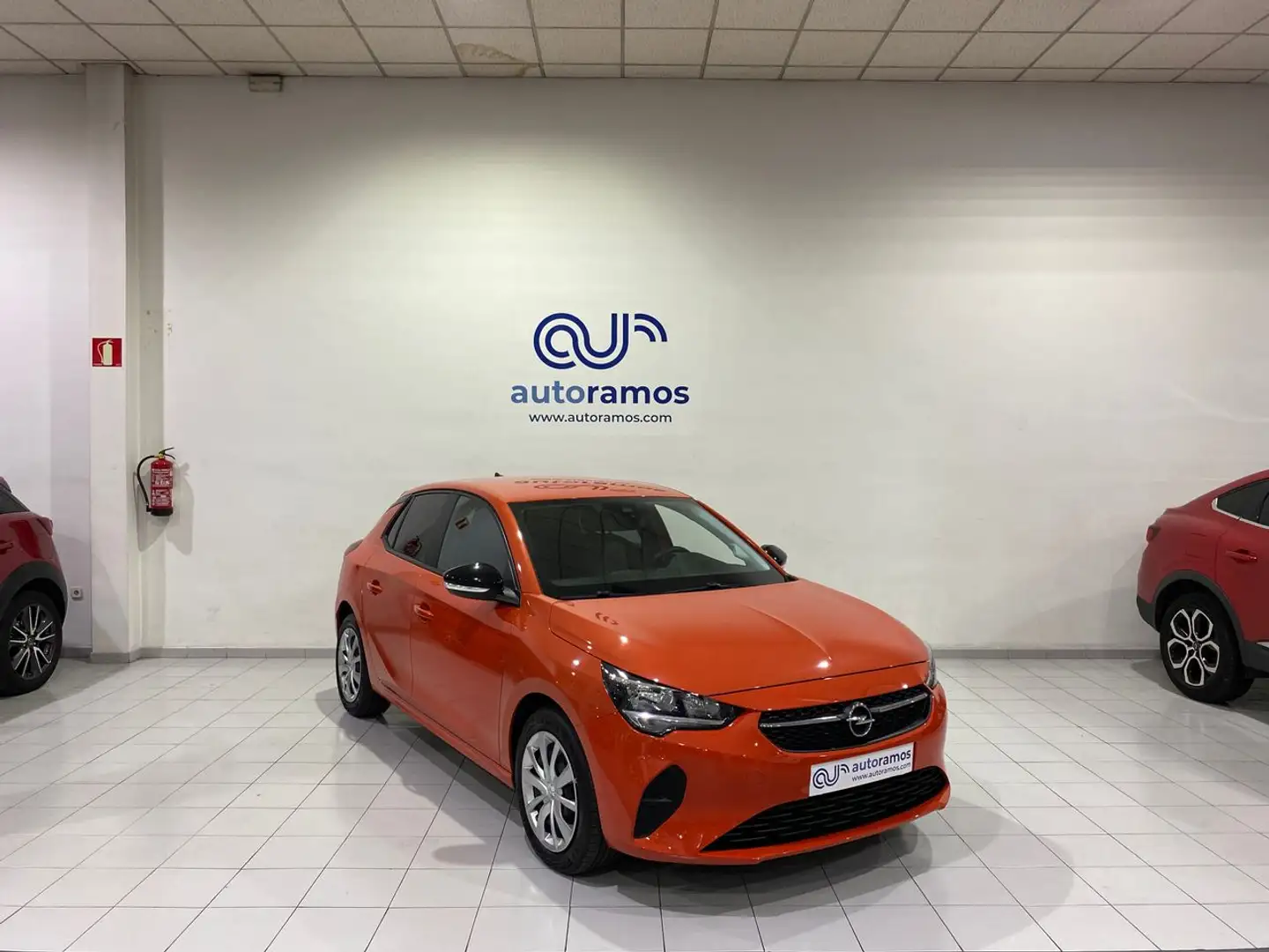 Opel Corsa 1.2 XEL S/S Edition 75 Oranje - 1