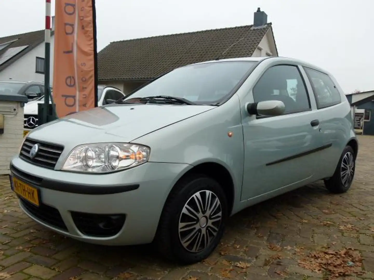 Fiat Punto 1.2 AIRCO Gris - 1