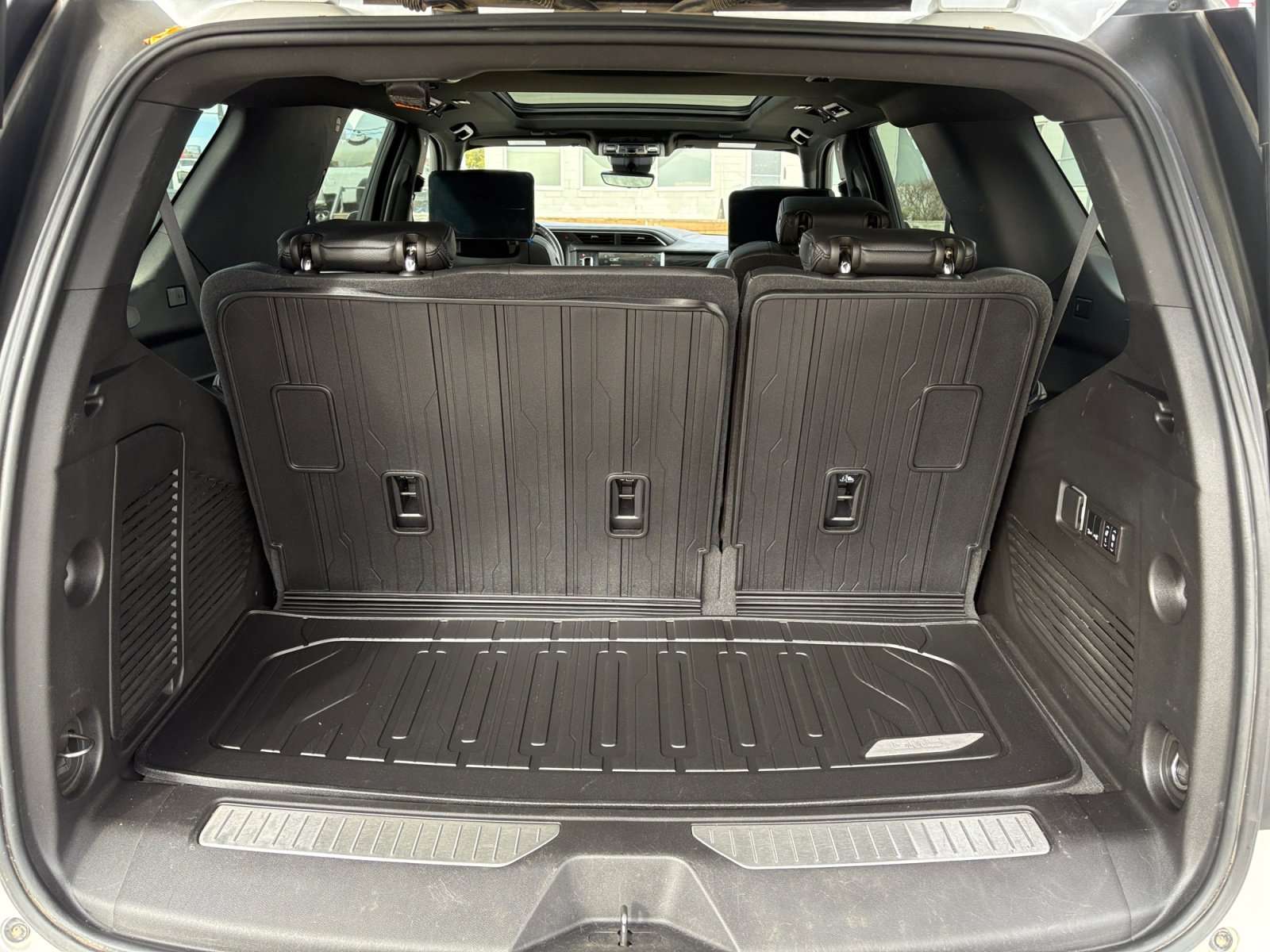2023 GMC Yukon