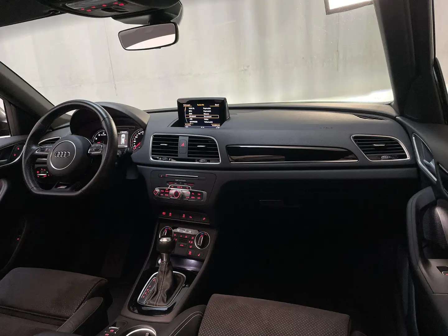 Audi Q3 1.4 TFSI Sport Advance Sport S-Line Panoramdak Alc Gris - 2