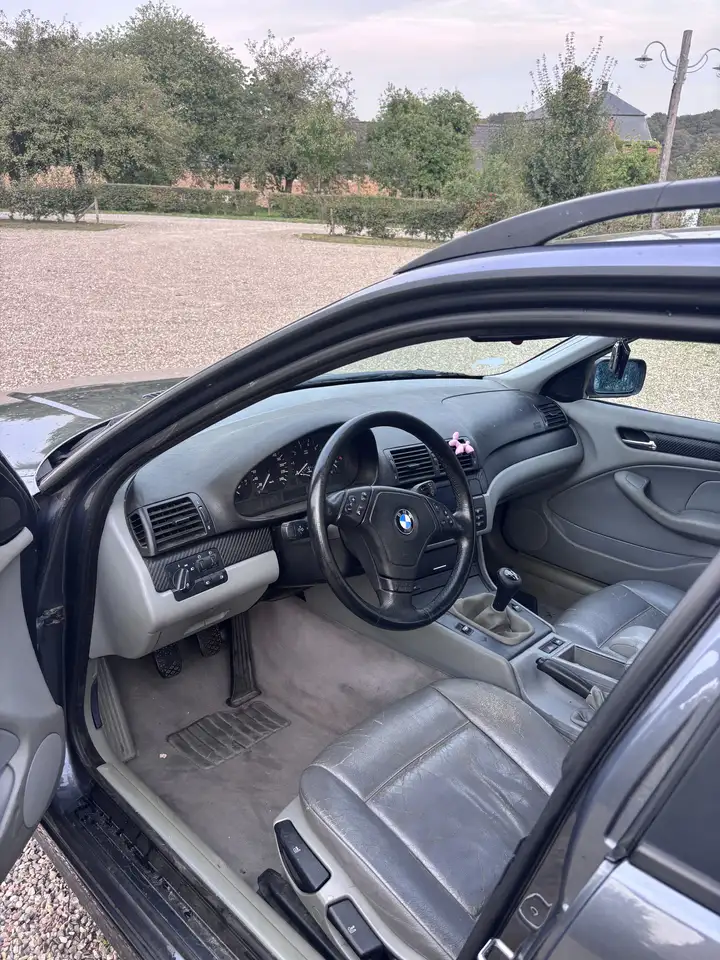 BMW 330 318i Executive, foto 5