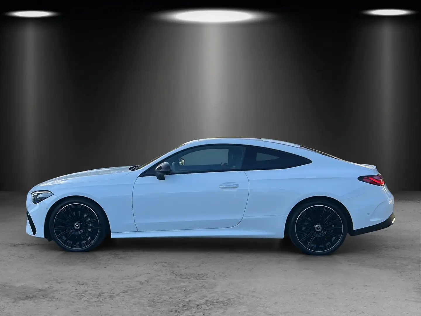 Mercedes-Benz CLE 300 CLE300 4M AMG Prem Night Pano Memo KeyGo DigiLED Blanco - 2