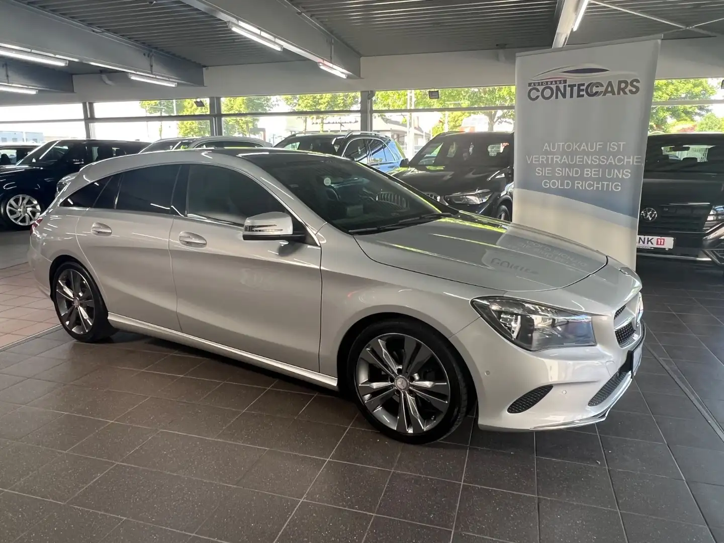 Mercedes-Benz CLA 200 Urban Viele EXTRAS Argento - 1