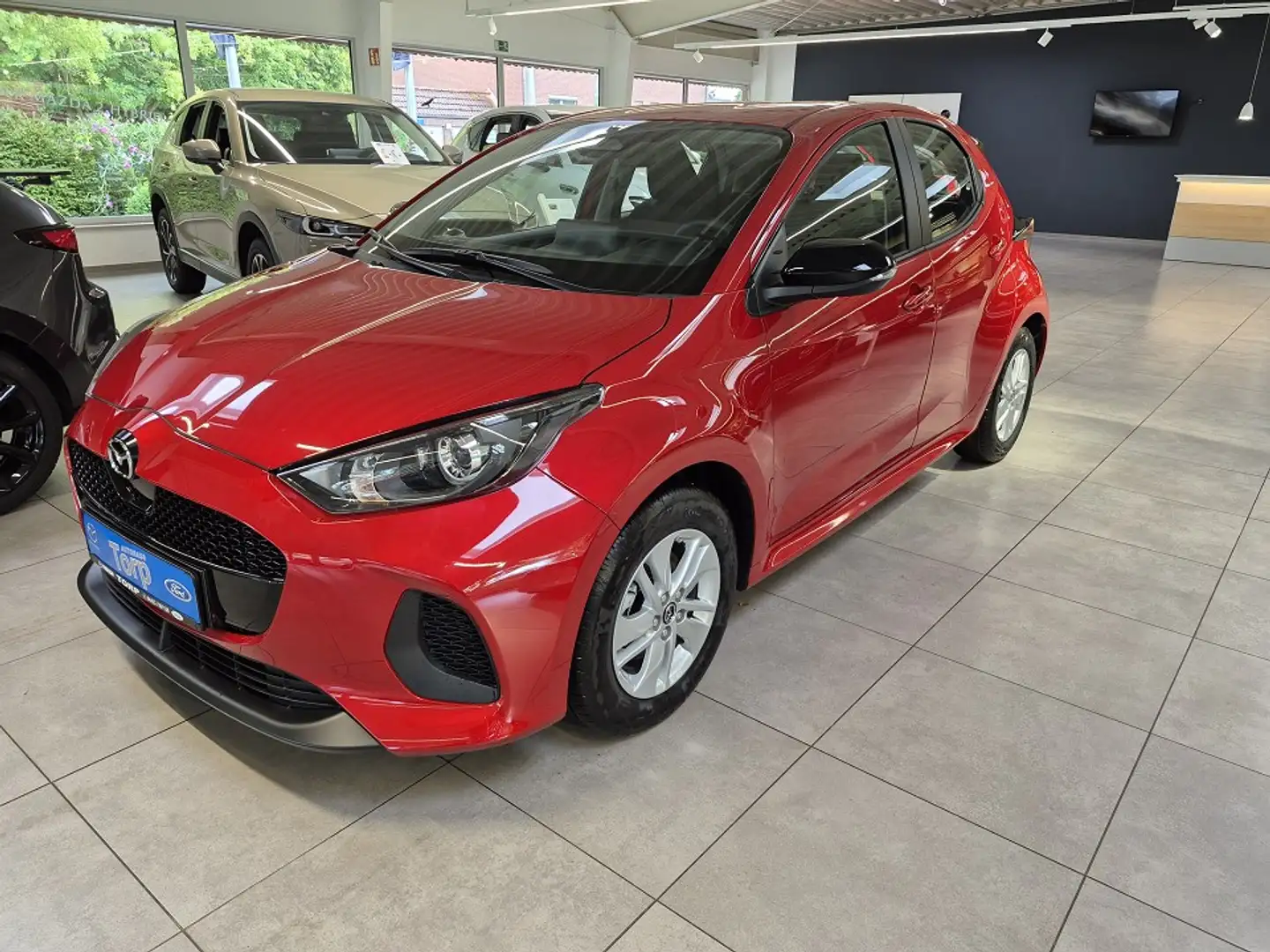 Mazda 2 Hybrid 1.5 l VVT-i 116 PS CVT Centerline Rosso - 1