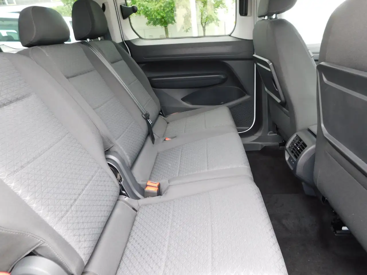 Ford Tourneo Connect Grand Tourneo Titanium L2 Autom. 7 Sitze/5J.Gara 13