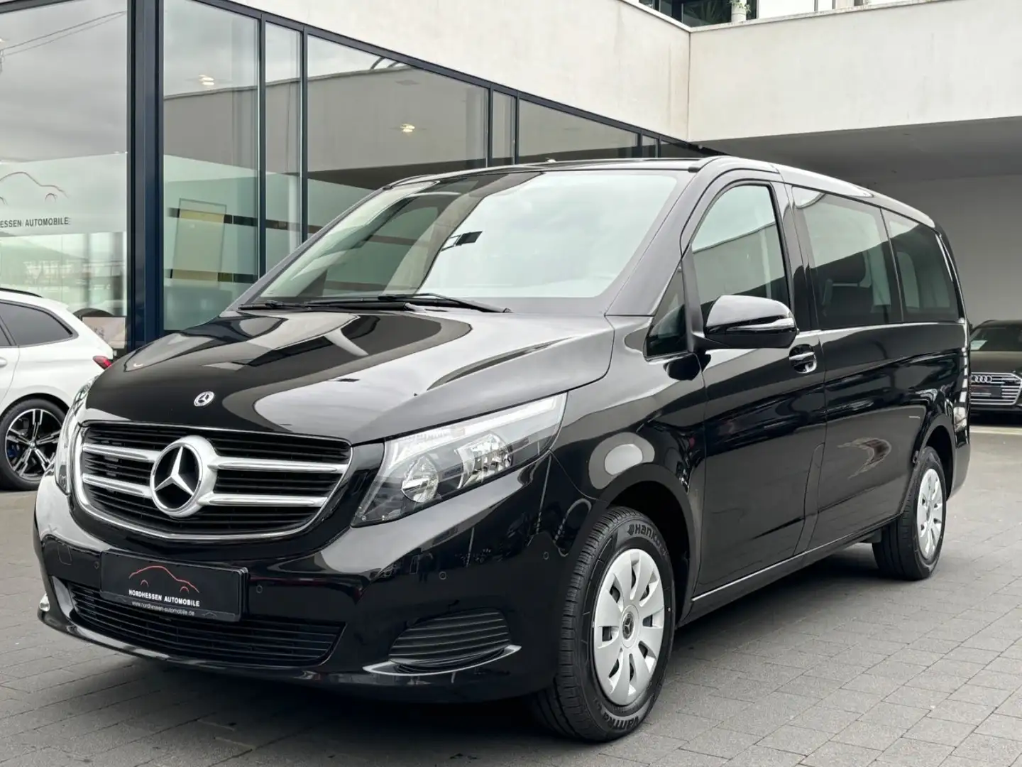 Mercedes-Benz V 200 d Lang | Navigation | Erst 27.200 km! Negro - 1