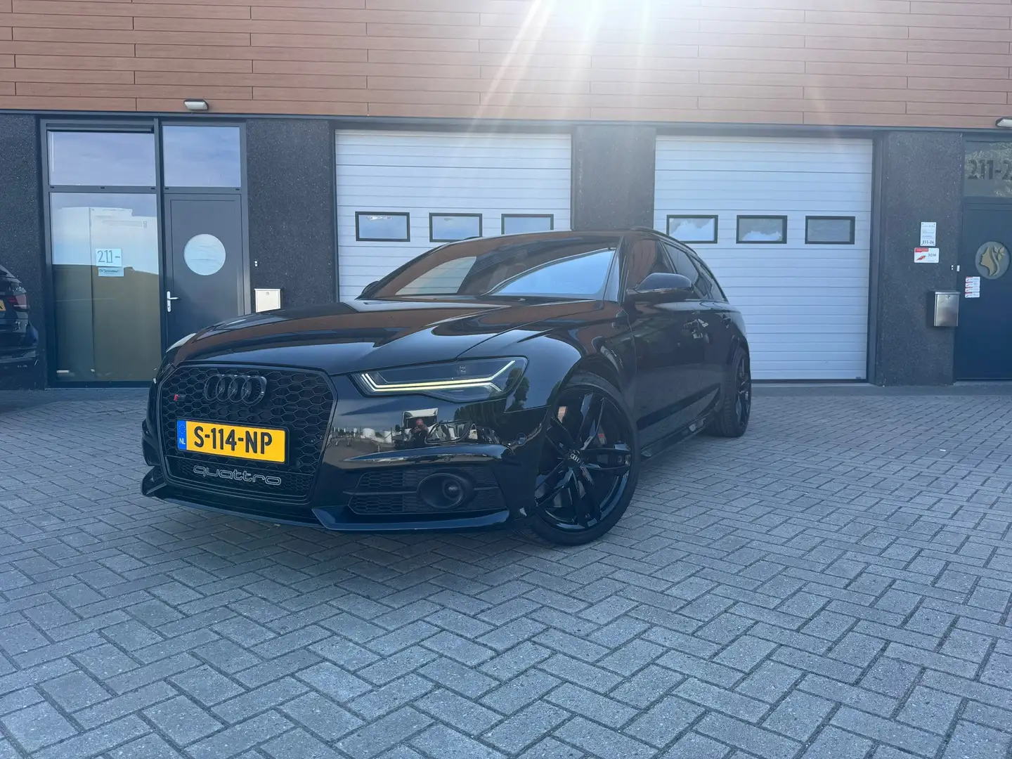 Audi S6 4.0 TFSI S6 Pro Line Plus Pano*Soft-Close*Head-up* Zwart - 1