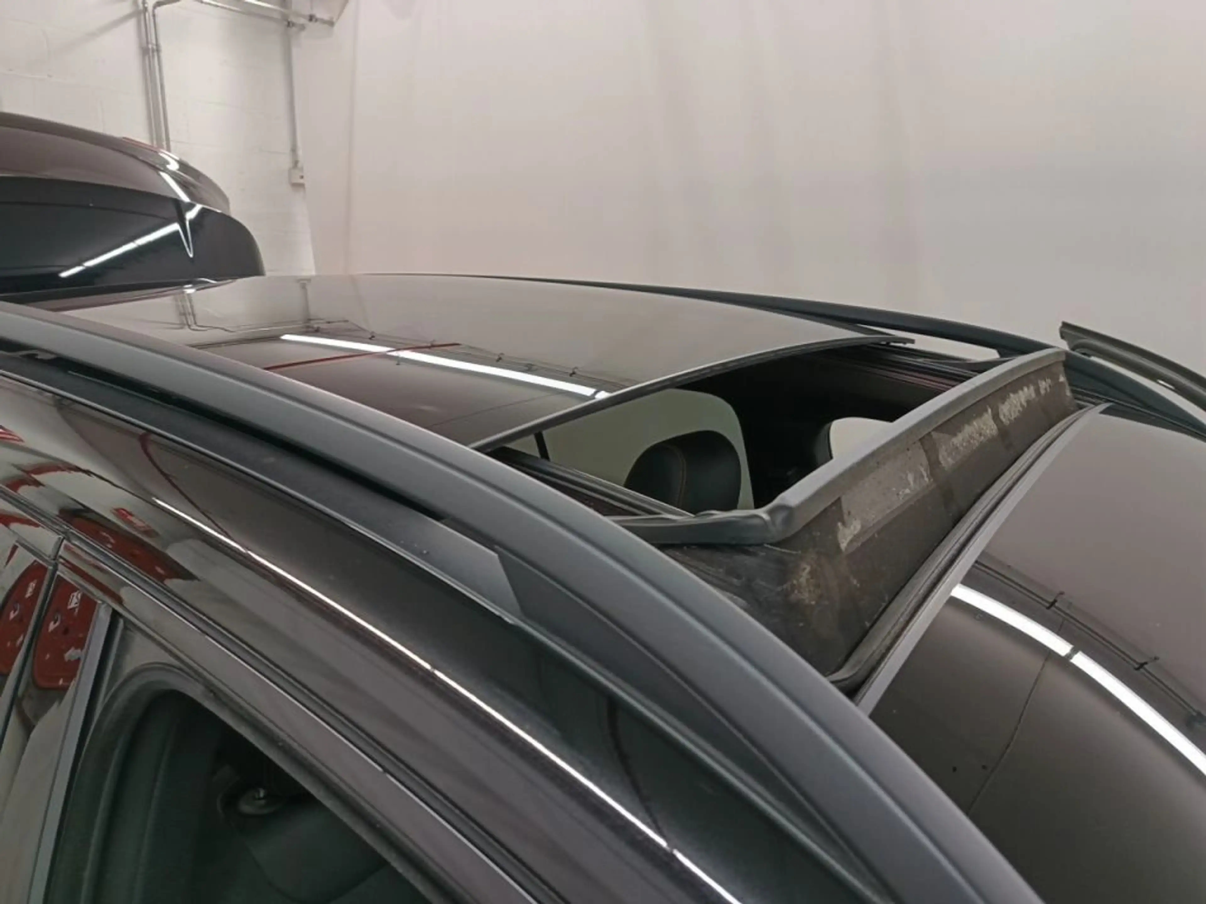 Mercedes-Benz GLB 180 d 8GTRONIC AMG Line *ALCANT-PANO-NAV-LED AMB-CAMERA* — photo 15