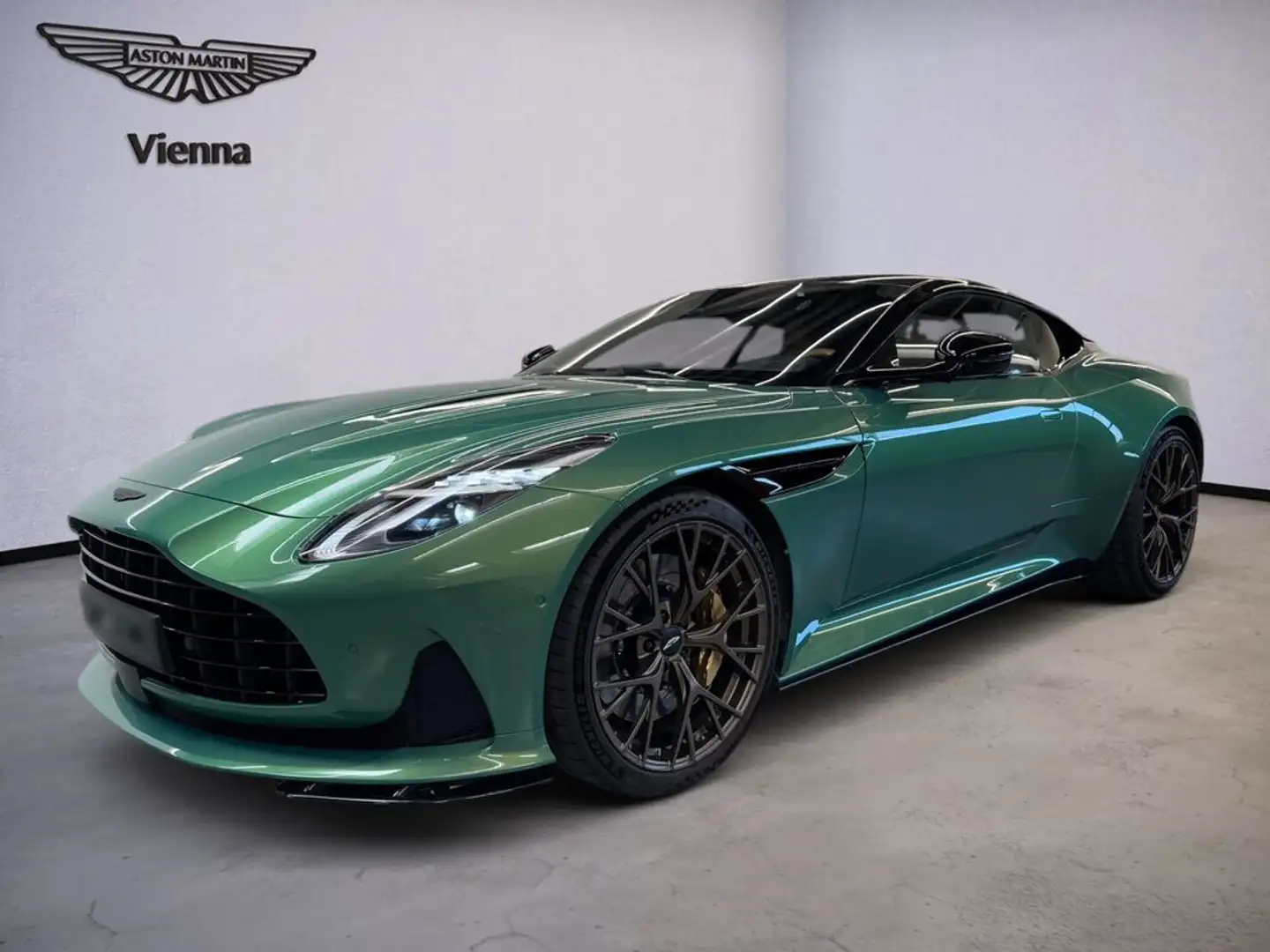 Aston Martin DB12 Coupe | Iridescent Emerald | Bowers & Wilkins Vert - 1