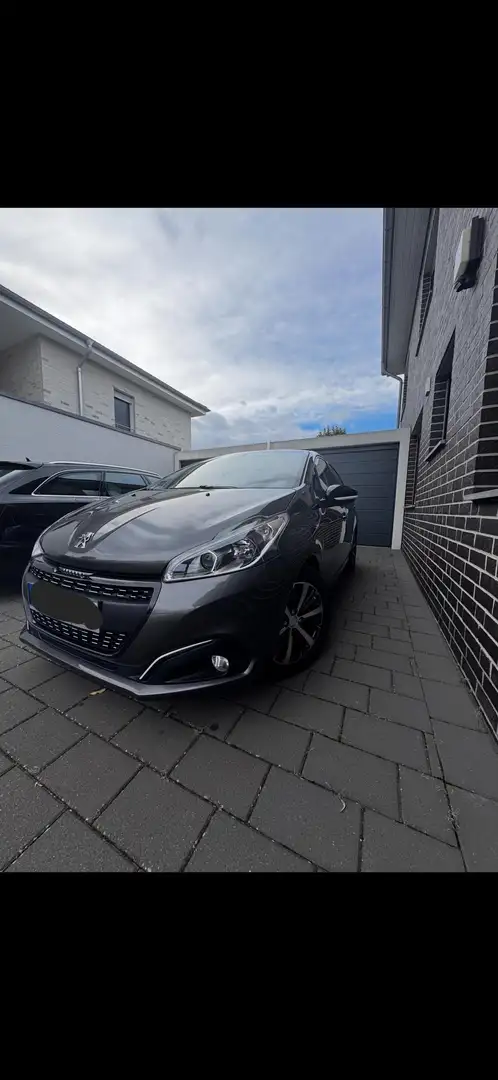 Peugeot 208 Active Grau - 1