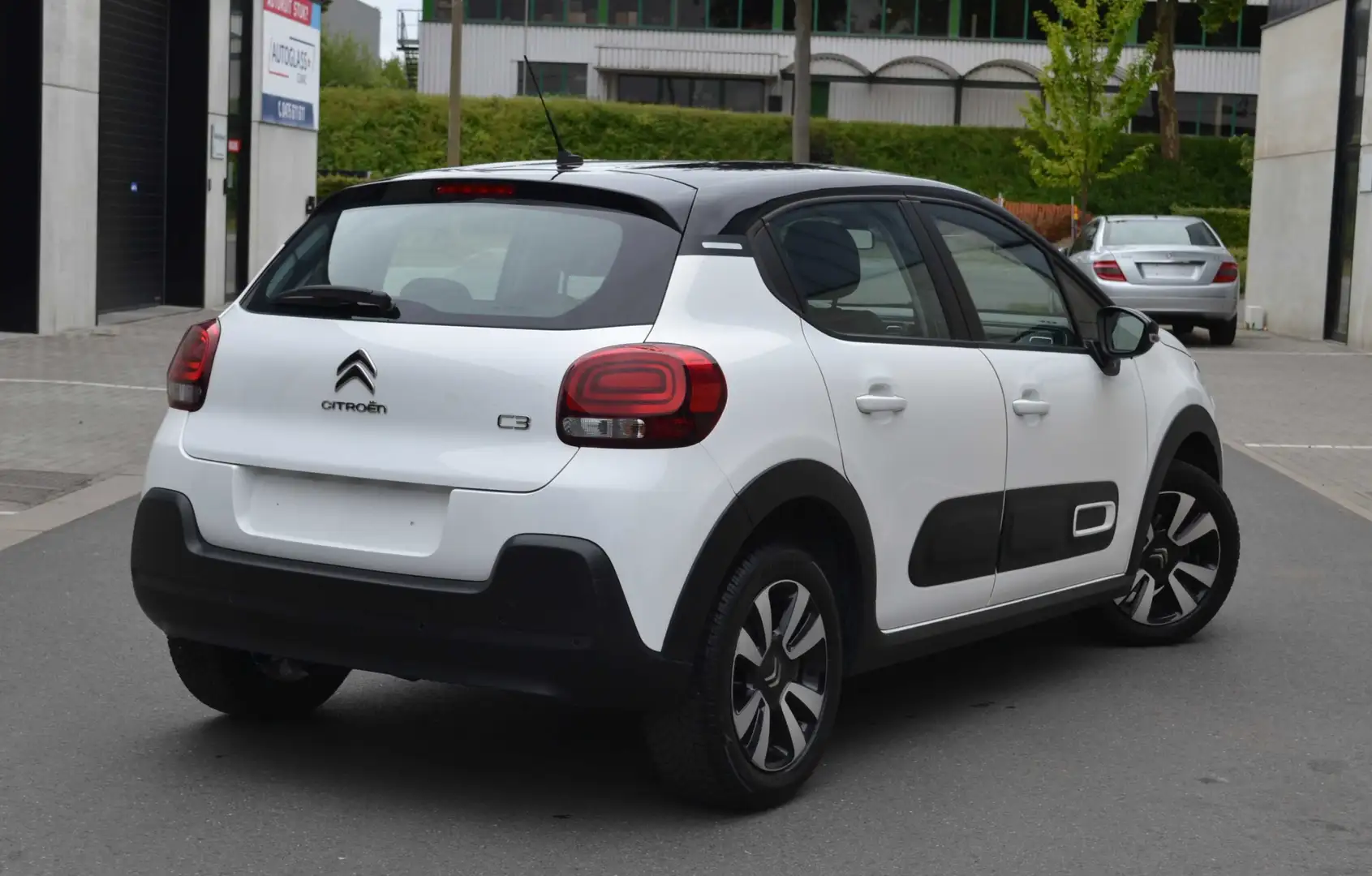 Citroen C3 1.2i *Shine* Nouvelle Courroie Navi/Led *TVA* Blanc - 2