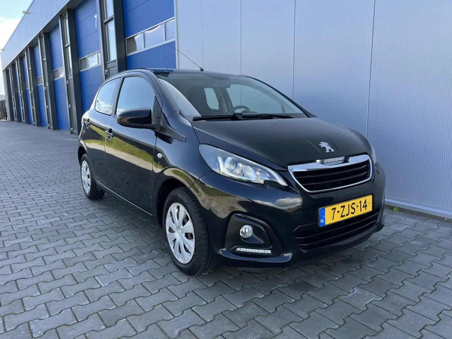 Peugeot 108 1.0 VTi Černá - 2