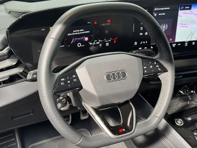 Audi A6 view 9