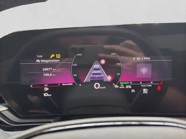 Audi A6 view 10