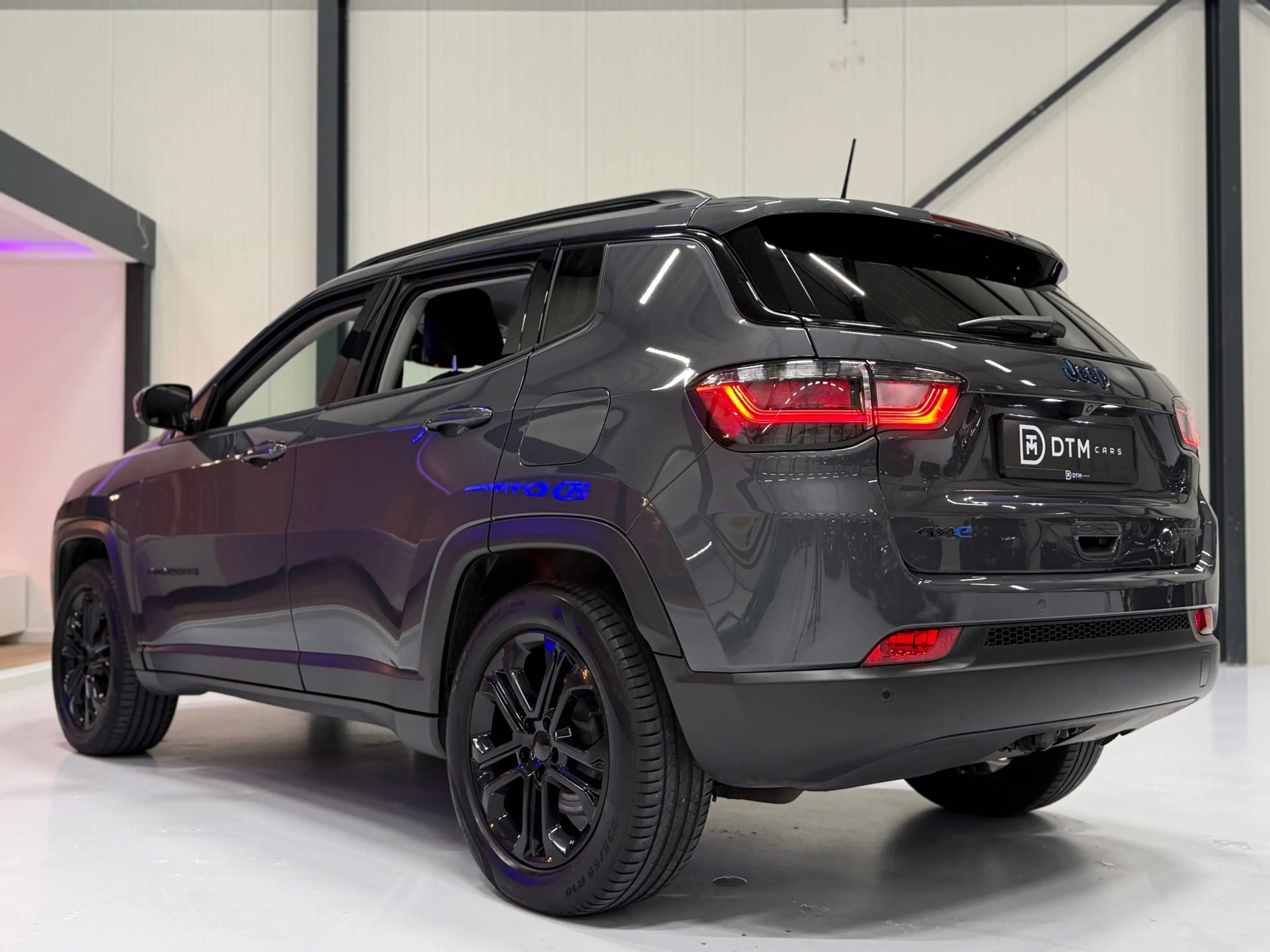 Jeep Compass 1.3T Night Eagle 4xe190PK — photo 7