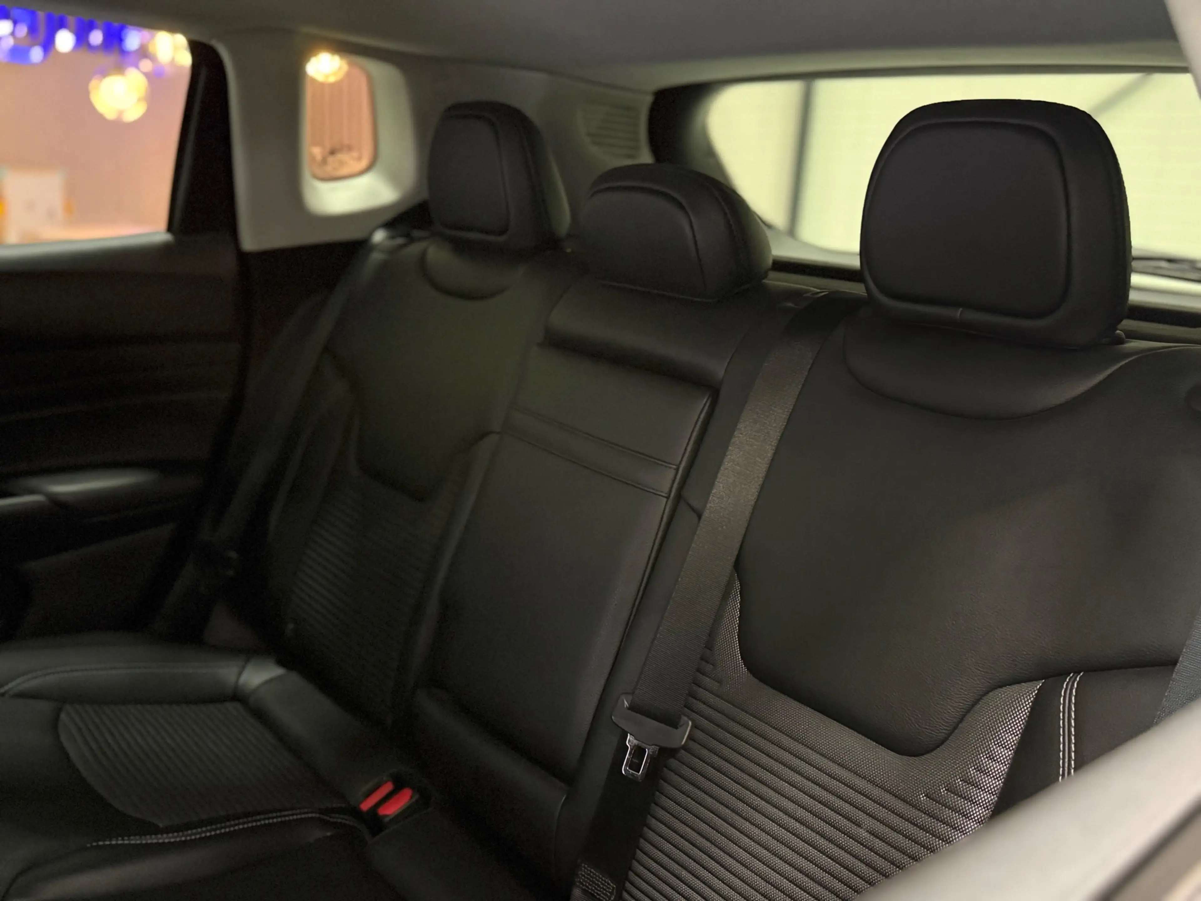 Jeep Compass 1.3T Night Eagle 4xe190PK — photo 12