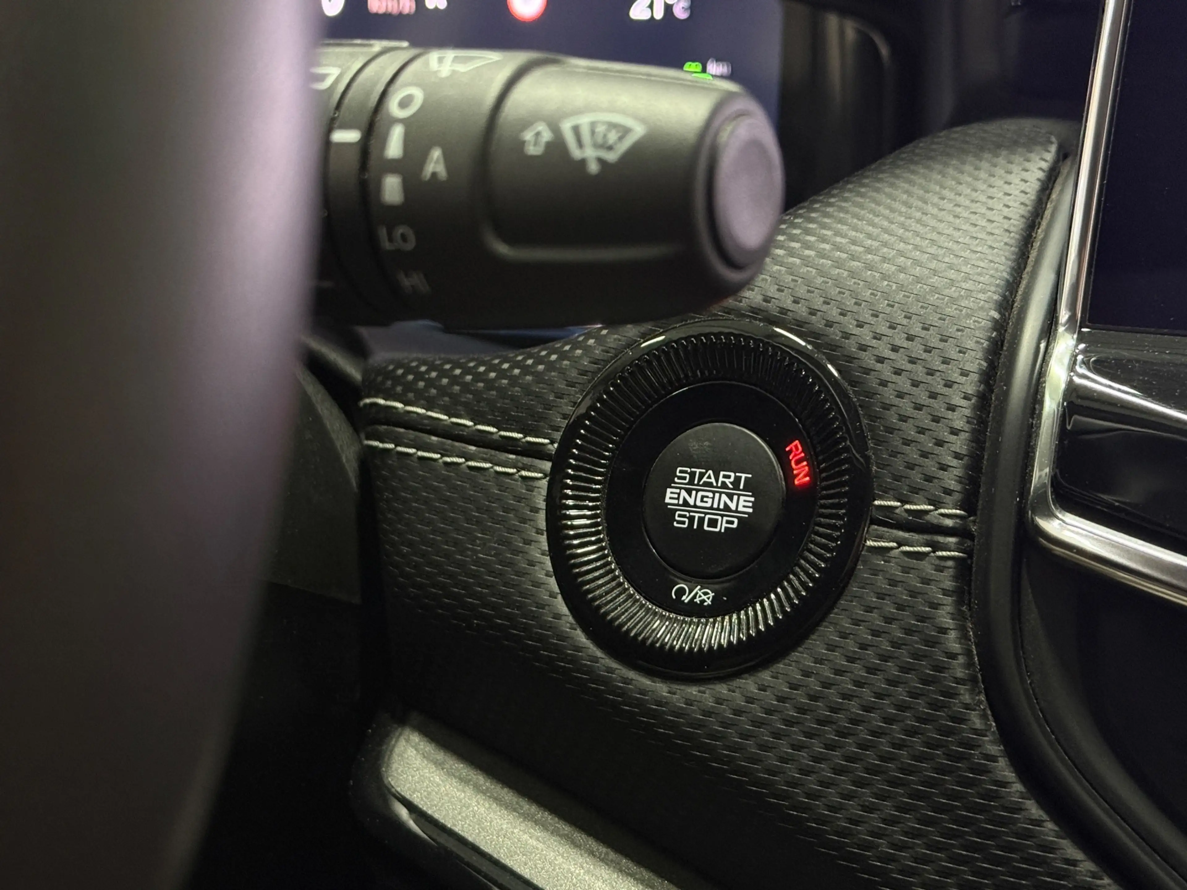 Jeep Compass 1.3T Night Eagle 4xe190PK — photo 18