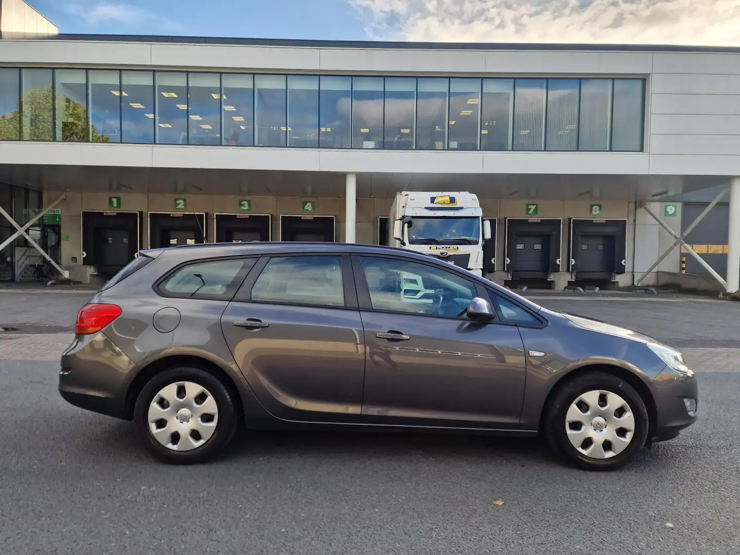 Opel Astra Sports Tourer 1.4 Turbo Edition AIRCO CRUISE 2 X S Grau - 2